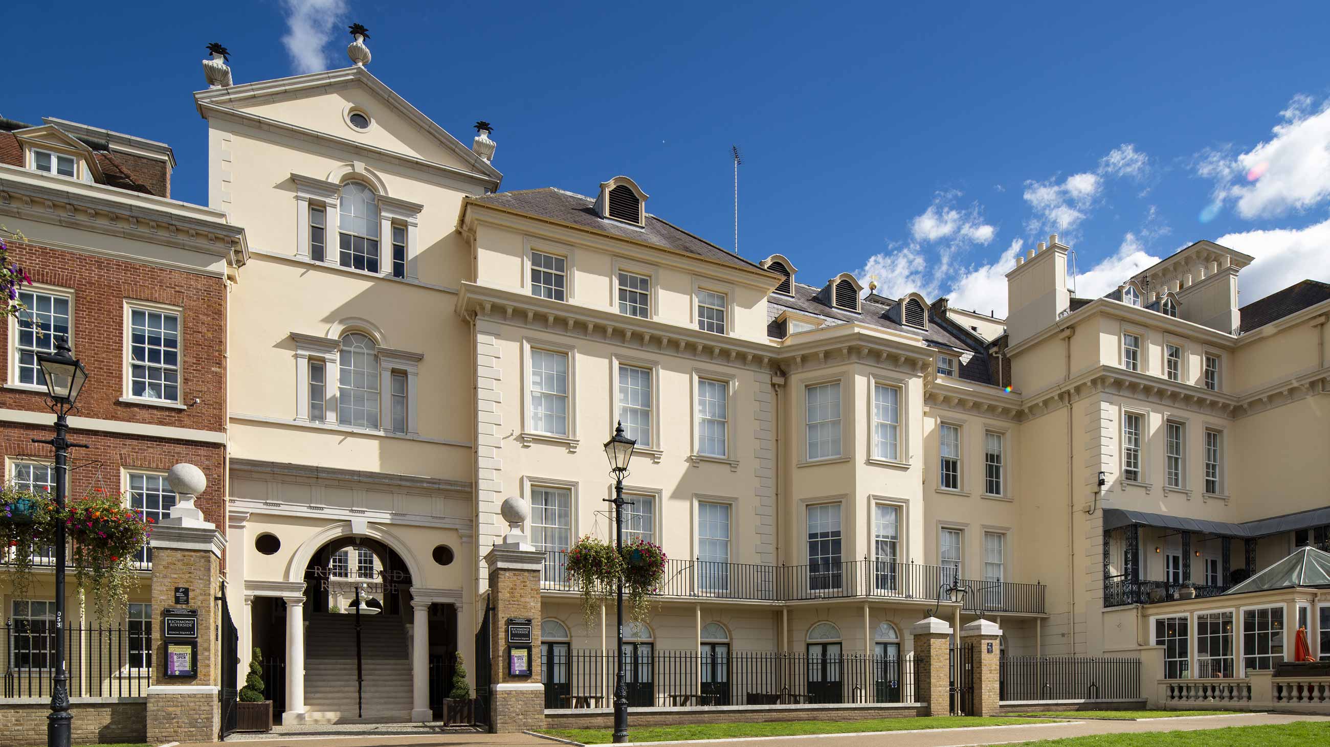 Image of the building, Palmcourt Richmond